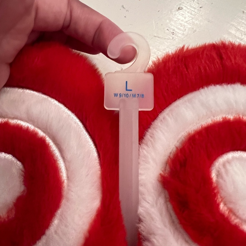 Target slippers - Picture 2 of 3